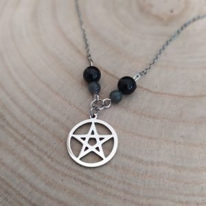 collier pentacle