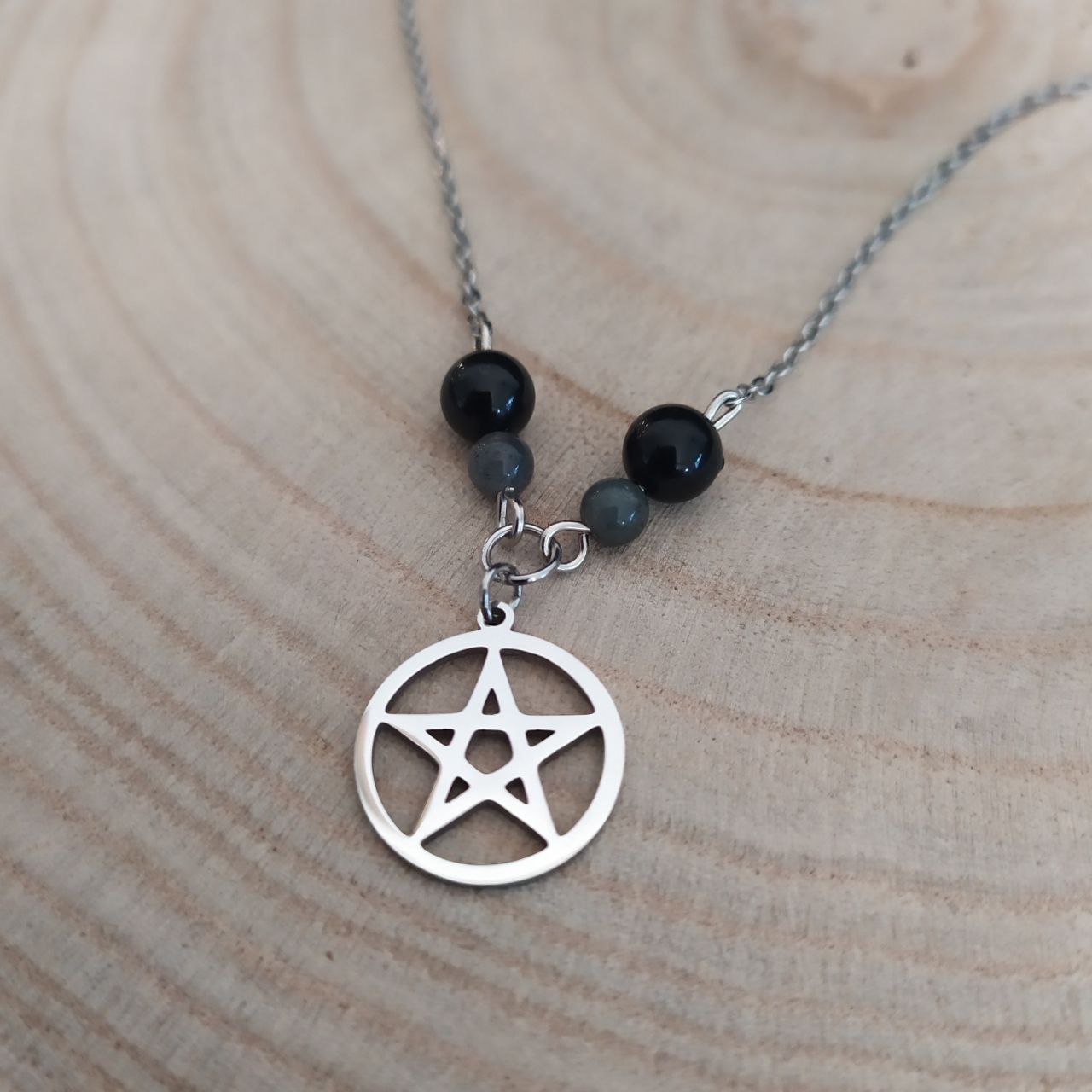 Collier pentacle