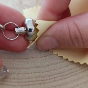 Chiffonnette spéciale pour bijoux et objets argentés