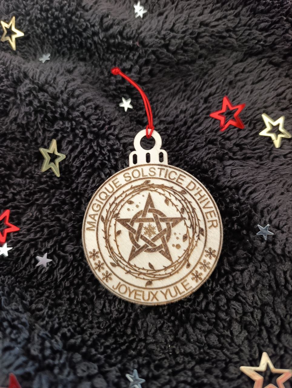 Ornements de Yule en bois pentacle