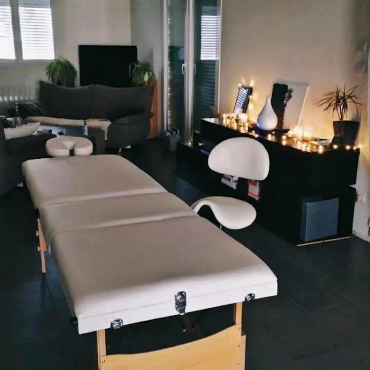 Espace de relaxation pour séance de coaching gestion du stress ou soin énergétique Côte d’Opale